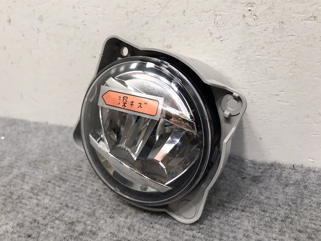 ダイハツ トヨタ ホンダ スバル スズキ 汎用 LA150S LA800S M900A ZN6 JF1 ZC6 MK53S MR52S等 純正 左 フォグランプ LED 114-11092(131912)