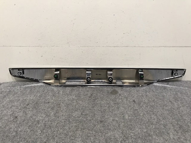 N-BOX NBOX Nボックス JF3 JF4 純正 バックドア ガーニッシュ リア フィニッシャー 74890-TTA-ZZ10-M1 メッキ ホンダ(131919)