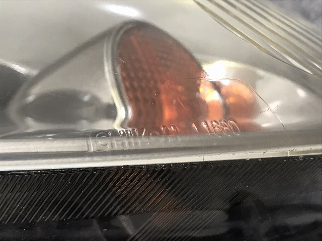 スカイライン/セダン V35/NV35/PV35 純正 前期 右 ヘッドライト/ランプ キセノン HID AFS無 刻印E ICHIKOH 1680 日産(131965)