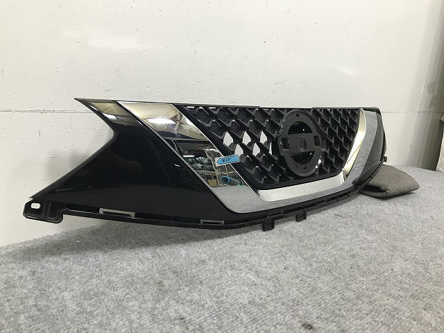 デイズ B43W/B46W 純正 フロント グリル/ラジエーターグリル 62310 7MF0A 62310-7MF0A 日産(132132)