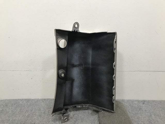 セレナ C27 純正 前期 リア コーナーパネル/コーナーカバー 85231 5TA0H カシミヤグレージュ HAG 日産(132216)