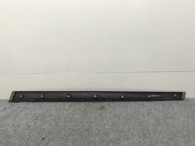 エクストレイル/X-TRAIL/モードプレミア/オーテック T32/NT32/HT32/HNT32 純正 左 フロント ドア モール/パネル 80877 4CE0A レッド(132217)