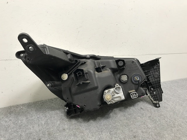 ソリオ バンディット デリカD:2 カスタム MA36S MA46S MB36S MB46S 純正 左 ヘッドライト LED レベ KOITO 100-59332 35320-81PA2(132268)
