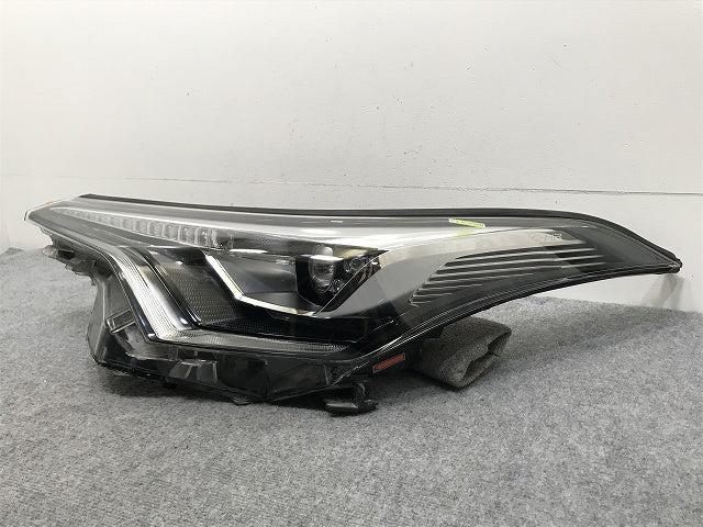 C-HR CHR G ZYX10 NGX10 NGX50 純正 前期 左 ヘッドライト ランプ LED
