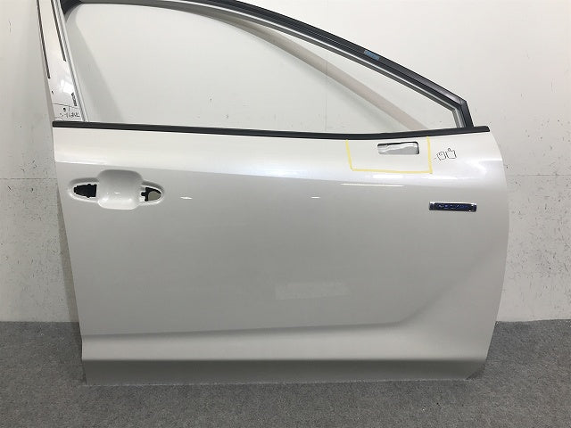 クロストレック GUE/GUD 純正 右 フロント ドア クリスタルホワイトパール K1X スバル(132480)