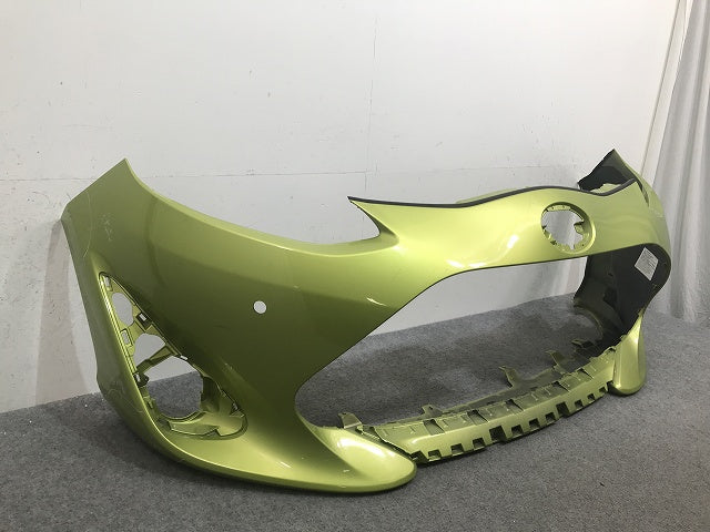 アクア/AQUA NHP10 純正 後期 フロント バンパー 52119-52A60/B60 フレッシュグリーンマイカメタリック 588 トヨタ(132492)