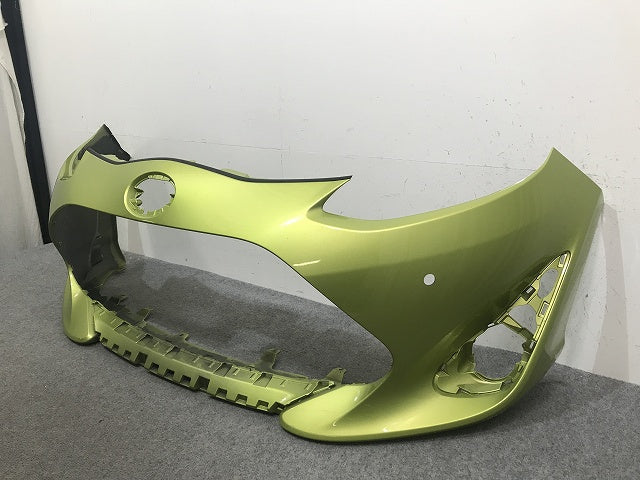 アクア/AQUA NHP10 純正 後期 フロント バンパー 52119-52A60/B60 フレッシュグリーンマイカメタリック 588 トヨタ(132492)
