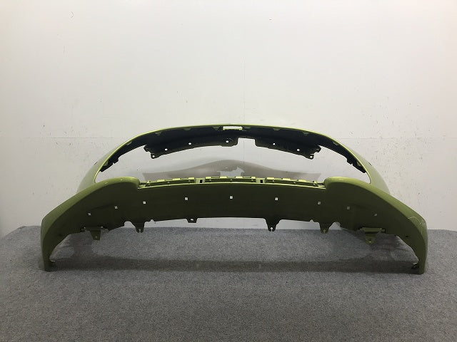アクア/AQUA NHP10 純正 後期 フロント バンパー 52119-52A60/B60 フレッシュグリーンマイカメタリック 588 トヨタ(132492)