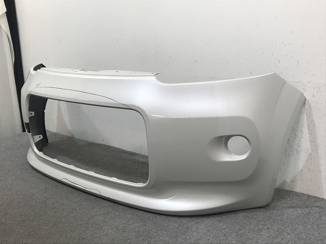 ポルテ NCP140/NSP141/NCP141/NCP145 純正 フロント バンパー 52119-52820 ホワイトパールクリスタルシャイン 070 トヨタ(132495)