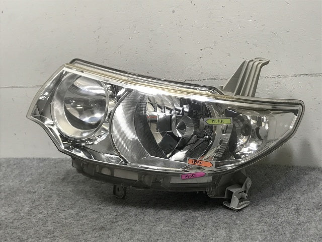 タント カスタム L375S/L385S 純正 左 ヘッドライト/ランプ キセノン HID レベライザー 刻印O KOITO 100-51944 ダイハツ(132520)