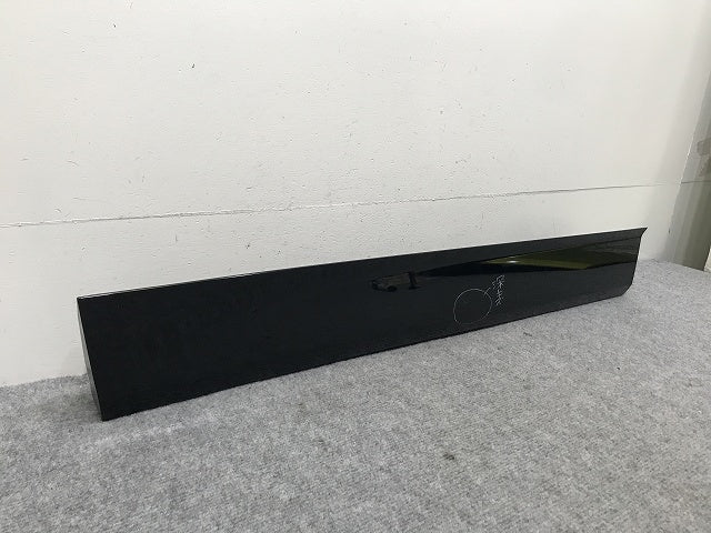 ヴォクシー/ノア 90系/ZWR90W/ZWR95W/MZRA90W/MZRA95W 純正 左 フロント ドア サイドパネル 76904-V1010 ブラックマイカ 218(132583)