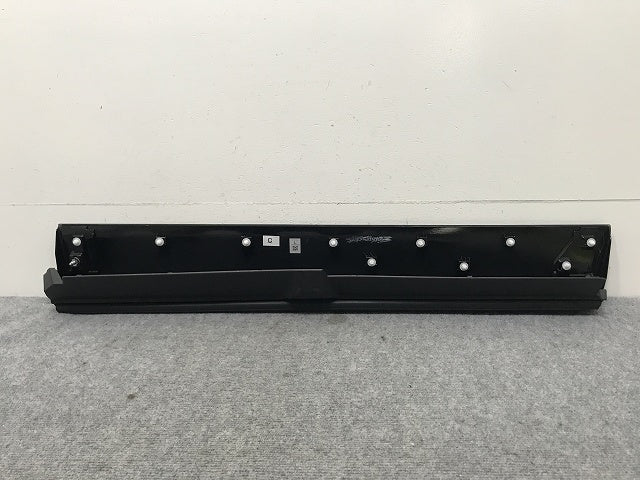 ヴォクシー/ノア 90系/ZWR90W/ZWR95W/MZRA90W/MZRA95W 純正 左 フロント ドア サイドパネル 76904-V1010 ブラックマイカ 218(132583)