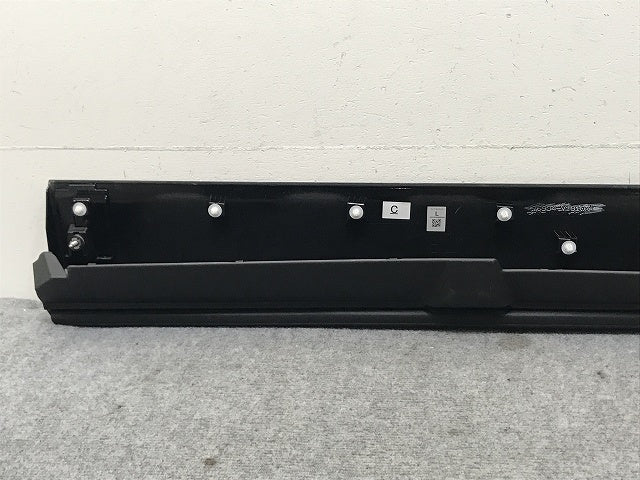 ヴォクシー/ノア 90系/ZWR90W/ZWR95W/MZRA90W/MZRA95W 純正 左 フロント ドア サイドパネル 76904-V1010 ブラックマイカ 218(132583)