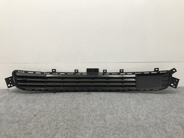スカイライン/ハイブリッド V37/YV37/HV37/HNV37/ZV37 純正 前期 フロント バンパー ロア グリル 62254 4GA0A 62254-4GA0A(132813)