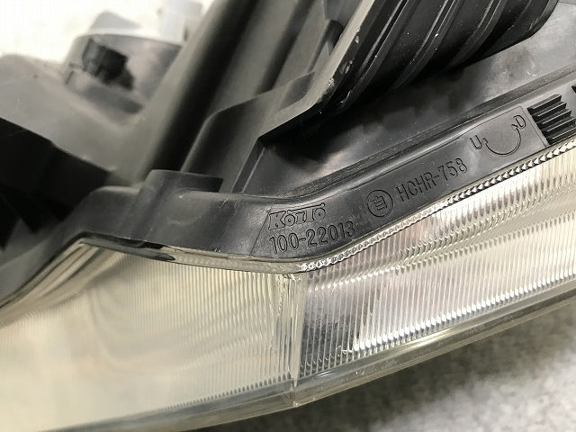 ステップワゴン/スパーダ RK1/RK2/RK5/RK6 純正 前期 左 ヘッドライト キセノン HID AFS無 レベライザー バラスト KOITO 100-22013(132933)