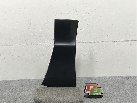 新品!ハリアー MXUA80/MXUA85/AXUH80/AXUH85/AXUP85 純正 右フロントフェンダープロテクター モデリスタ D2611-63110/76901-MU810(132956)
