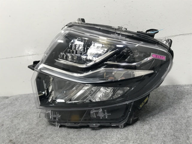 タント カスタム/シフォン カスタム LA650S/LA660S/LA650F/LA660F 純正 前期 左 ヘッドライト LED レベ 刻印Z KOITO 100-69075(132995)