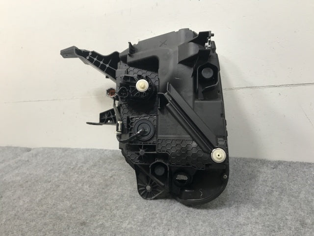 ekクロス B34W/B35W/B37W/B37W 純正 右 ヘッドライト/ランプ LED レベライザー 刻印C KOITO 100-23773 MQ714714 三菱(133005)