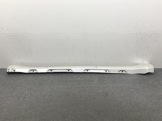 ランドクルーザー/ランクル/プラド 150系/TRJ150W/GDJ/GRJ/150W/151W 純正 右 サイドステップ/サイドスカート 75805-60050-A1 070(133059)