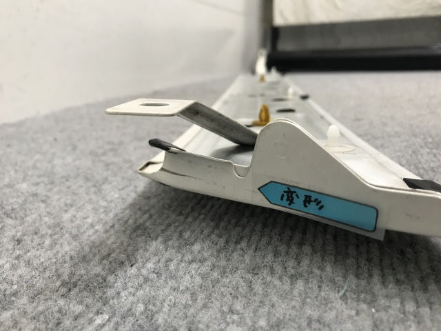 セレナ/ハイウェイスター C26/FPC26/NC26/FNPC26/HC26/HFC26/FNC26 純正 右 スライドドア レールカバー ブリリアントホワイトパール QAB 日産(133218)