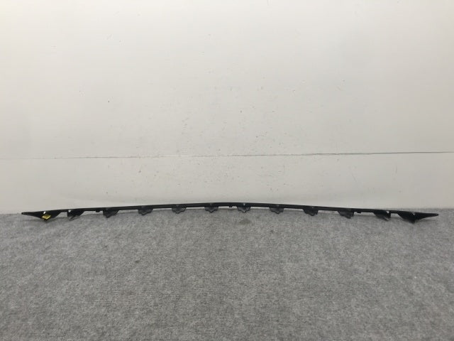 新品!Eクラス W211 純正 フロント バンパー カバー モール A211 885 23 21188500239197 ブラック メタリック メルセデスベンツ(133264)