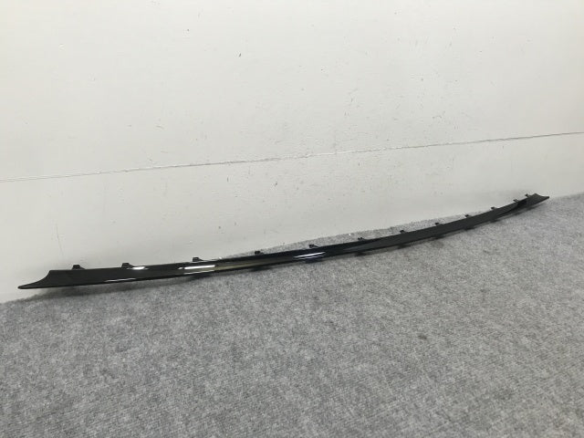 新品!Eクラス W211 純正 フロント バンパー カバー モール A211 885 23 21188500239197 ブラック メタリック メルセデスベンツ(133265)