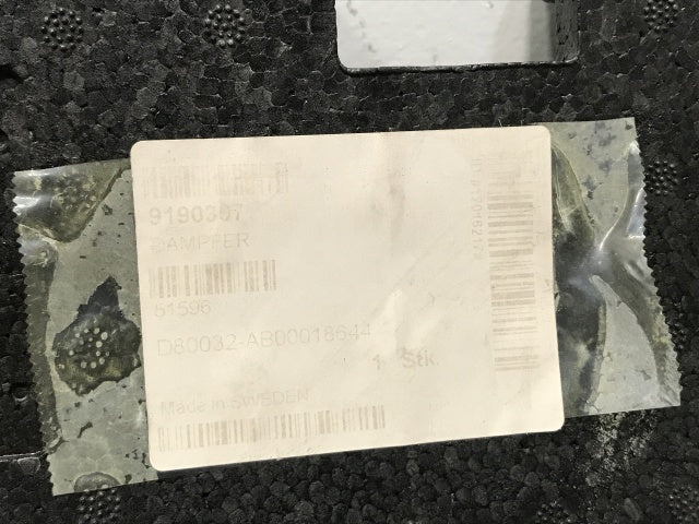 新品!V70 SB系 純正 フロント バンパー インパクト アブソーバー 9190307 ボルボ(133268)
