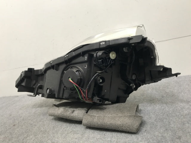 リーフ/LEAF AZE0/ZE0 純正 後期 右 ヘッドライト/ランプ LED レベライザー/コンピュータ付 刻印J  ICHIKOH 1862/26010-3NK5A 日産(133273)