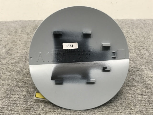 新品!A1 8X系 純正  フューエルフィラー/キャップ/フラップ/カバー 8X0 809 907 8X0809907GRU 未塗装 アウディ(133287)