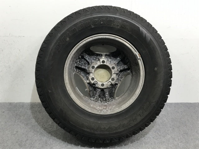 ランドクルーザー/ランクル/プラド 90 純正 後期 タイヤホイール スタッドレス 1本 16x7JJ/ET15/6穴 6H/PCD139.7/ハブ径103mm(133362)