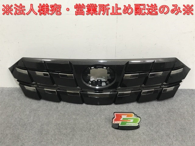 新車取り外し!アルファード 40/AGH40W/AGH45W 純正 フロント グリル/ラジエーターグリル アッパーグリル カメラ穴付 53111-V2010 トヨタ(133437)