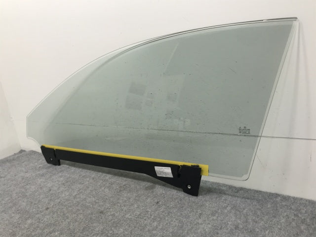 新品!Sクラス/クーペ C217 左 フロント ガラス A217 720 0118 217720011865 メルセデスベンツ(133459)