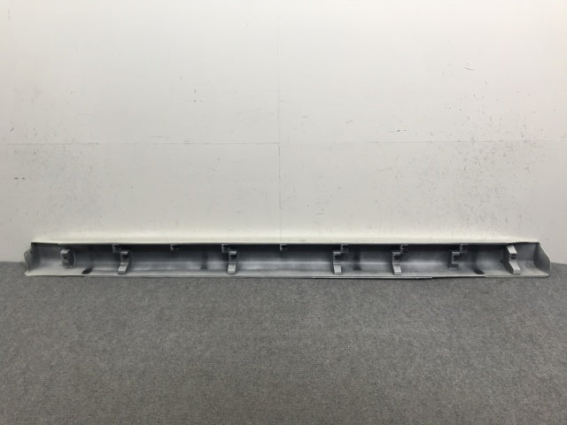 オデッセイ RA6/RA7/RA8/RA9 純正 前期 右 サイドステップ/サイドスカート 71800-S3N-ZZ00 プレミアムホワイトパール NH624P(133647)