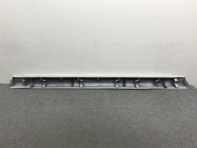 オデッセイ RA6/RA7/RA8/RA9 純正 右 サイドステップ/サイドスカート 71800-S3N-ZZ00 プレミアムホワイトパール NH624P ホンダ(133648)