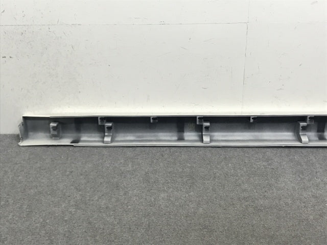 オデッセイ RA6/RA7/RA8/RA9 純正 右 サイドステップ/サイドスカート 71800-S3N-ZZ00 プレミアムホワイトパール NH624P ホンダ(133648)