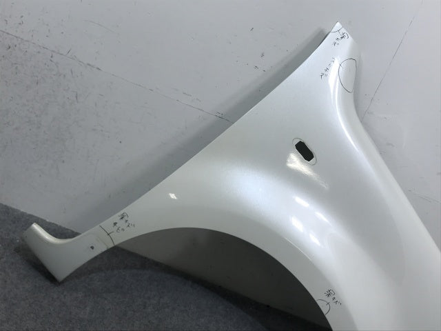 キューブ/ライダー Z12/NZ12 純正 右 フロント フェンダー ホワイト パール 日産(133653)