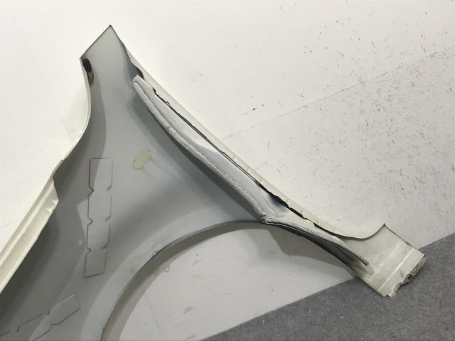 キューブ/ライダー Z12/NZ12 純正 右 フロント フェンダー ホワイト パール 日産(133653)