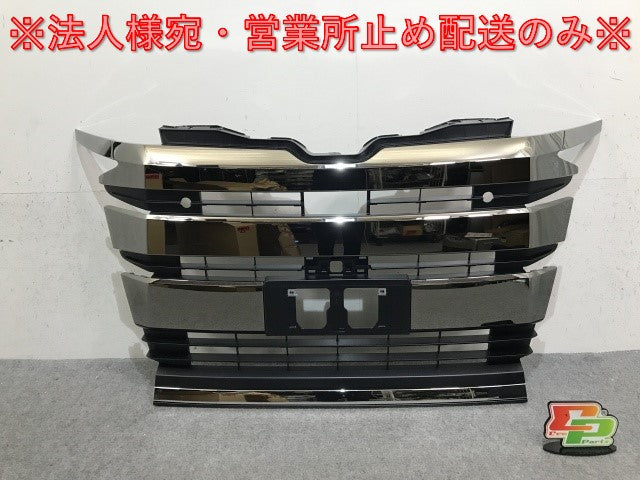 新車取り外し!ノア/SG/SZ 90系/ZWR90W/ZWR95W/MZRA90W/MZRA95W 純正 フロント グリル/ラジエーターグリル カメラ穴付 53101-V1020(133660)