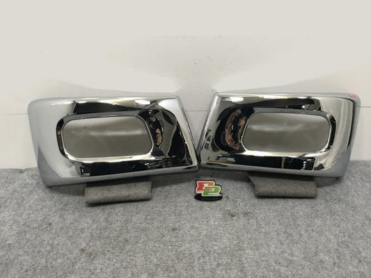 新品!キャンター 8代目 FBA/FEA・B・C系(2010年-2020年)標準 2t 社外 左右 フロント コーナーバンパー ジェットイノウエ メッキ(133678)