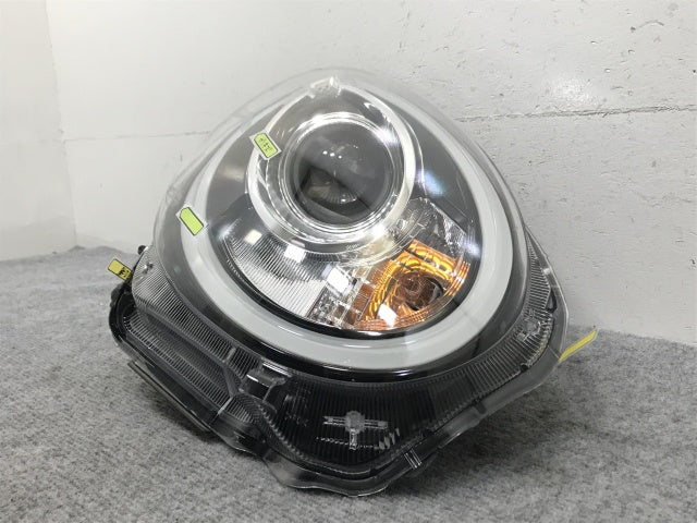 パッソ モーダ/ブーン シルク M700A/M710A/M700S/M710S 純正 右 ヘッドライト LED レベライザー 刻印YZ KOITO 100-69028 トヨタ(133707)