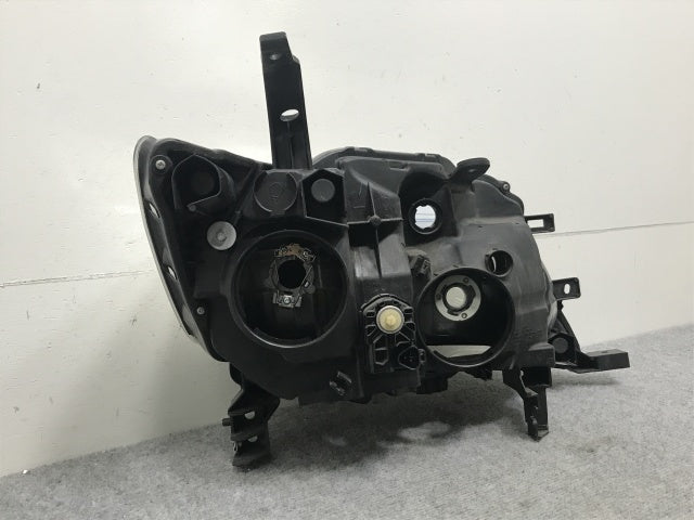 セレナ ハイウェイスター/S/X/G C26/FPC26/NC26/FNPC26/HC26/HFC26/FNC26 純正 前期 左 ヘッドライト キセノン HID 100-23097(133710)