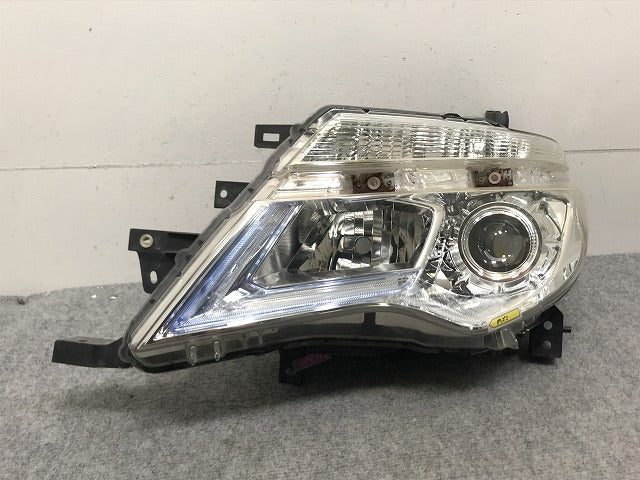 セレナ/ハイウェイスター/S/X/G C26/FC26/FPC26/NC/FNPC26/HC/HFC26/FNC 純正 後期 左ヘッドライト LED レベ付 刻印Y 100-23683(133734)