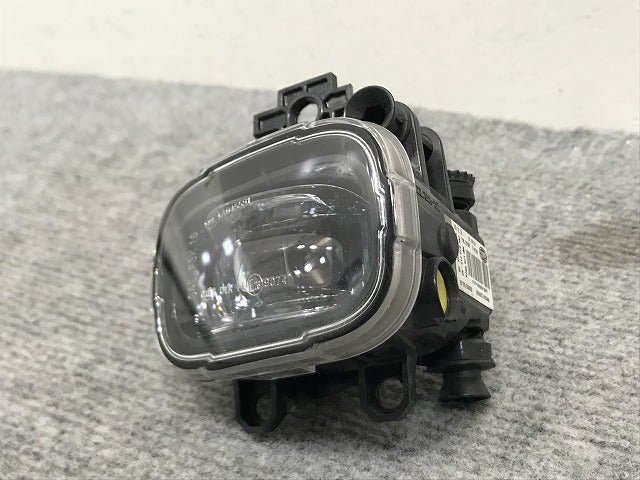 キックス/ノート/エクストレイル P15/E13/T33 純正 右 フォグランプ/フォグライト LED HELLA 26150 8990D 日産(133843)