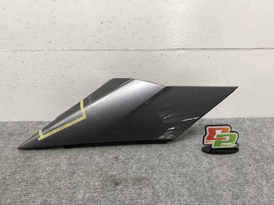 セレナ/ハイウェイスター/S/X/G/XV C27/GC/GFC/GNC/GFNC/HFC/HC 純正 右 フロント フィニッシャー アッパーフェンダー 638F0 5TA0A(133844)