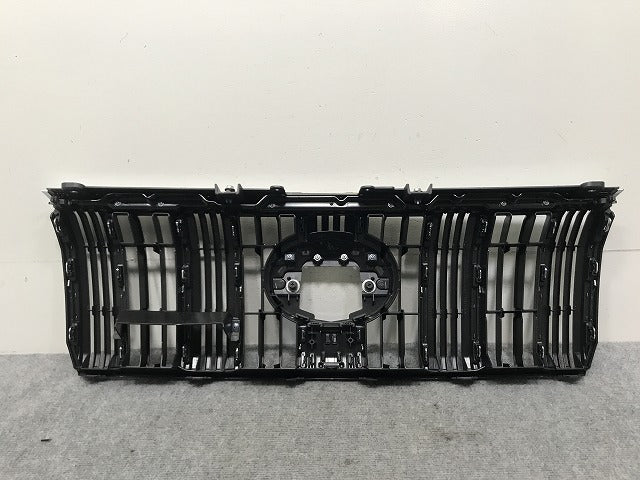 新車外し!ランドクルーザー/ランクル/プラド 150系/TRJ150W/GDJ150W/GDJ151W/GRJ150W/151W 純正 後期 フロント グリル 53111-60B20(133847)