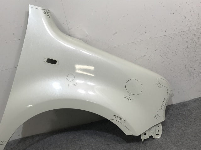 キューブ/ライダー Z12/NZ12 純正 右 フロント フェンダー FCA00-1FAMA ホワイトパール(3コートパール) QX1 日産(133879)