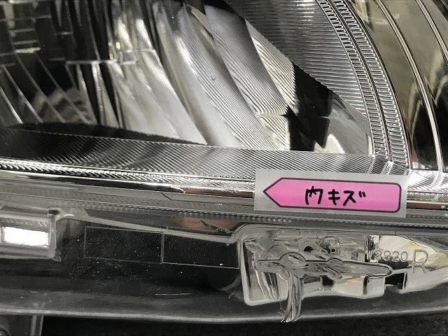 ルーミー/トール/カスタム M900A/M910A/M900S/M910S 純正 前期 右 ヘッドライト LED レベライザー STANLEY W3918 81130-B1220(133888)