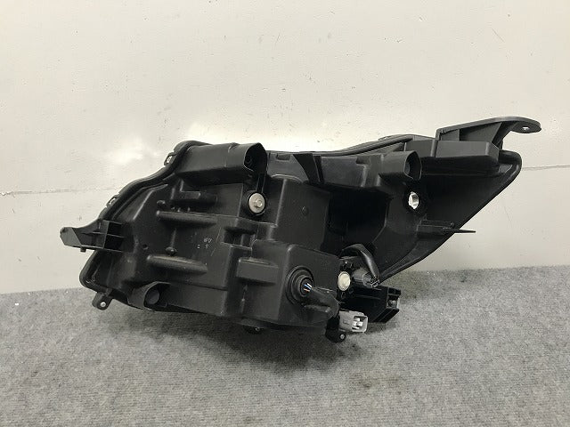 ルーミー/トール/カスタム M900A/M910A/M900S/M910S 純正 前期 右 ヘッドライト LED レベライザー STANLEY W3918 81130-B1220(133888)