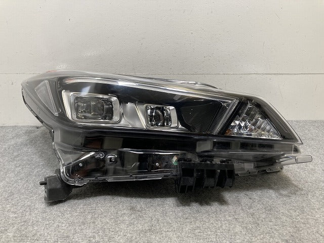 リーフ/LEAF ZE1 純正 右 ヘッドライト/ランプ LED レベライザー 刻印P ICHIKOH 1954/26010 5SK5A 26025-5SK5A 日産(133893)