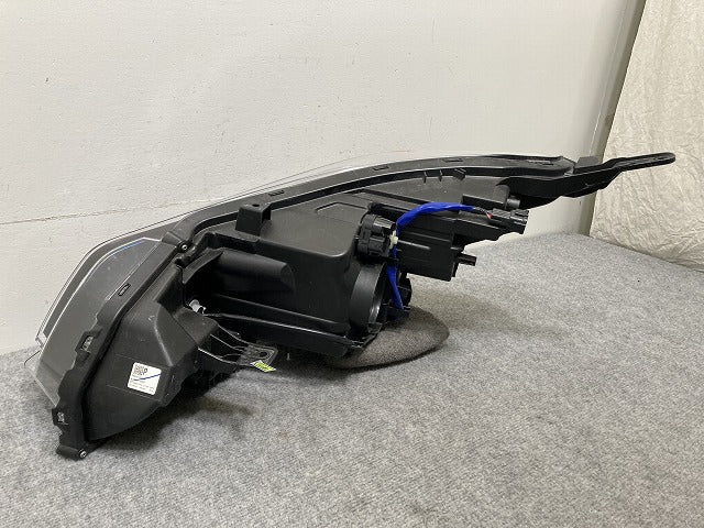 リーフ/LEAF ZE1 純正 右 ヘッドライト/ランプ LED レベライザー 刻印P ICHIKOH 1954/26010 5SK5A 26025-5SK5A 日産(133893)